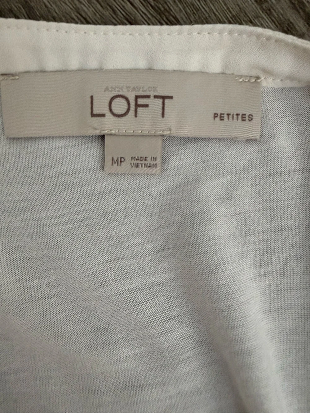 LOFT Cream Puff-Sleeve Split-Neck Blouse
